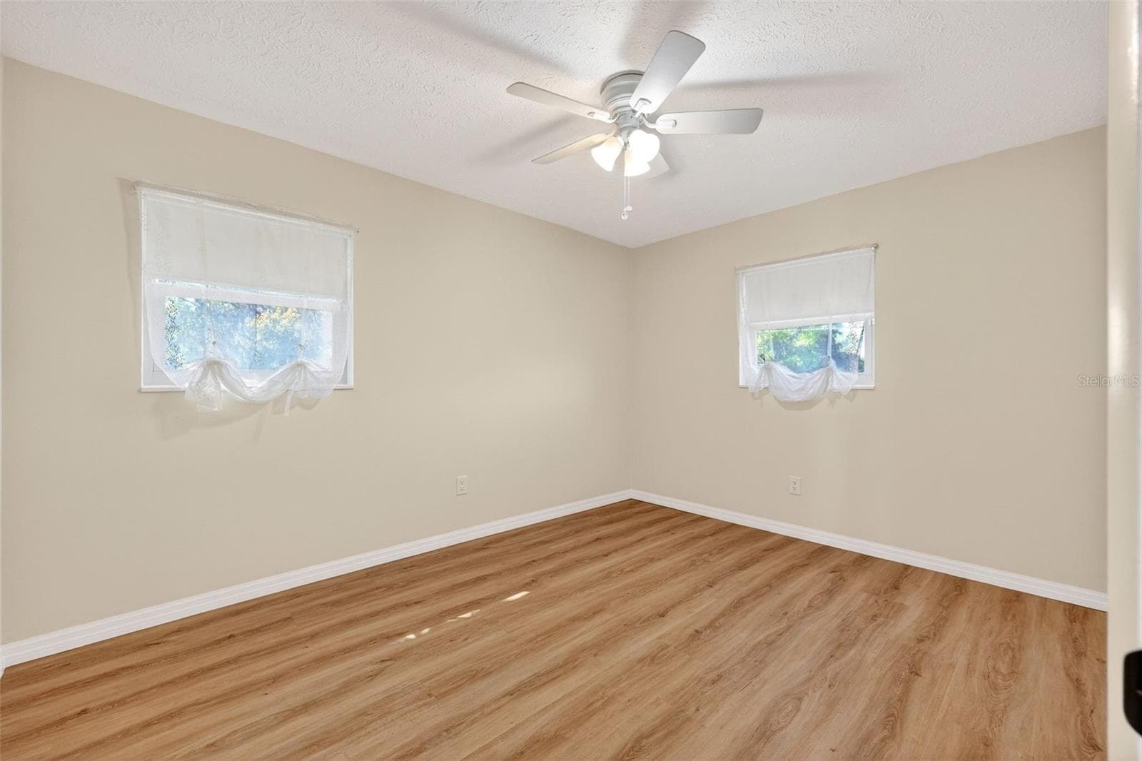 First bedroom on second floor - 19801 GUNN HWY, ODESSA