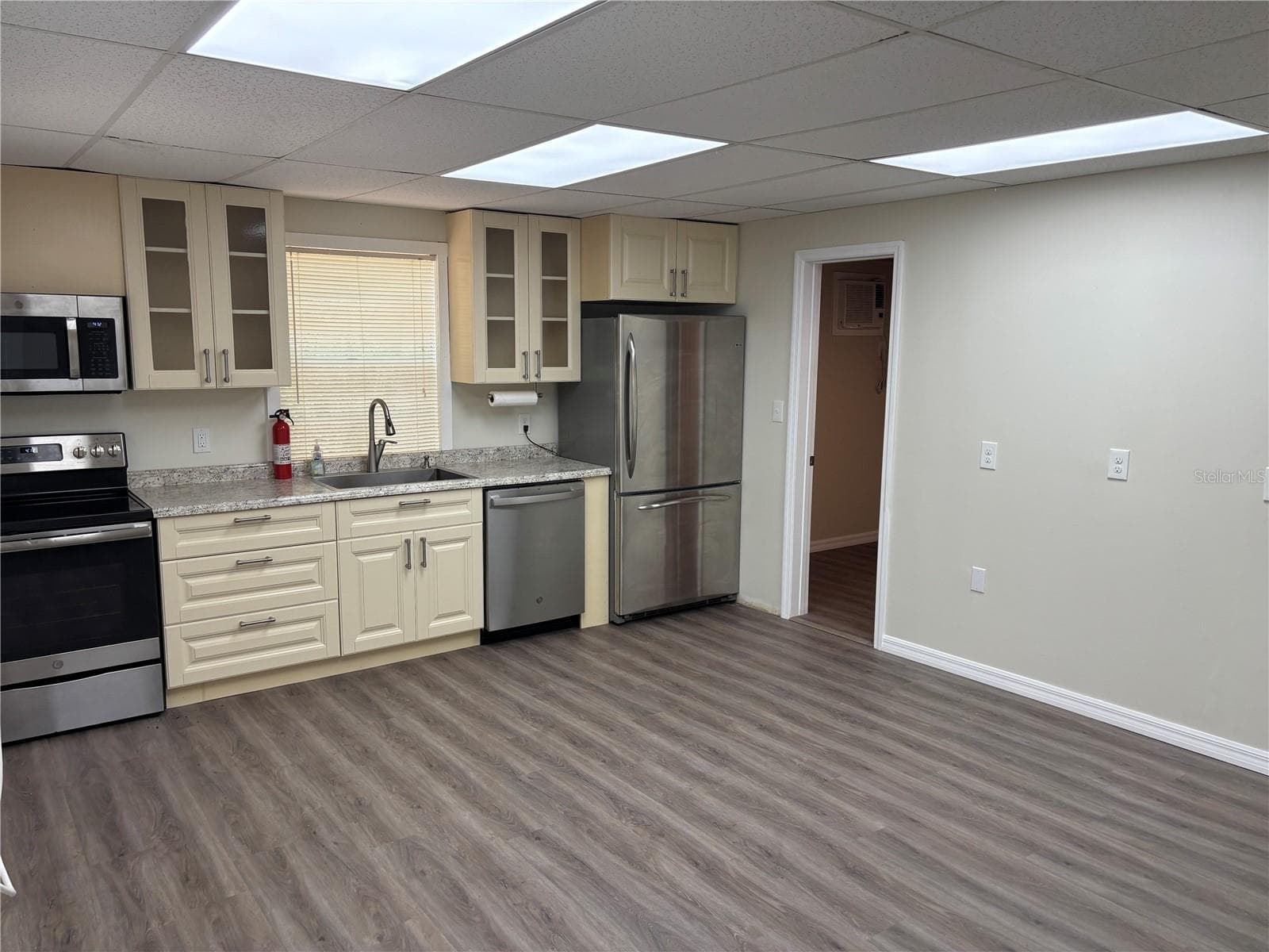 Single Family Residence at 317 NE 172ND AVE, SILVER SPRINGS, photo 15 of 28