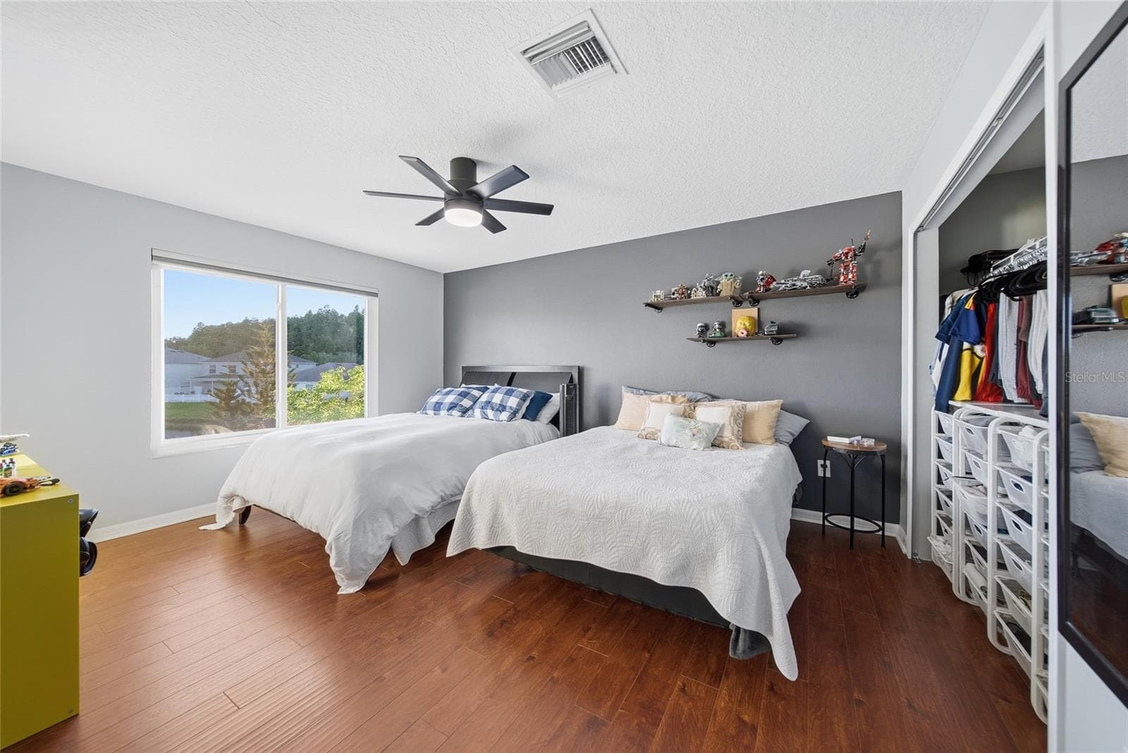 Single Family Residence at 18133 BAHAMA BAY DR, TAMPA, photo 39 of 52