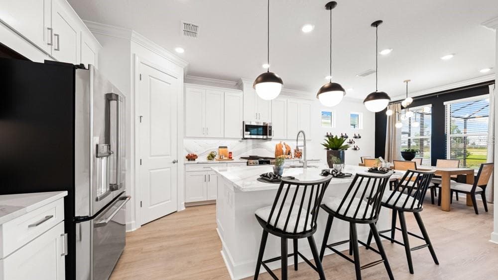 10610 Eclipse Street - Model Home Leaseback - Available Now for Closing! - 10610 ECLIPSE ST, SARASOTA
