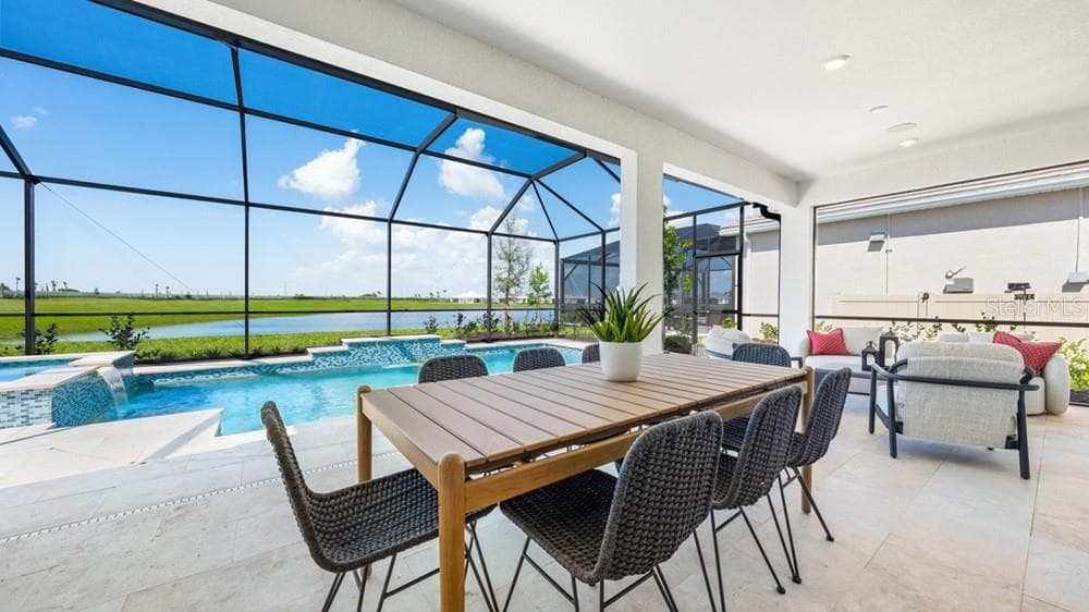10610 Eclipse Street - Model Home Leaseback - Available Now for Closing! - 10610 ECLIPSE ST, SARASOTA