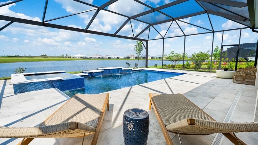 10606 Eclipse Street - Model Home Leaseback - Available Now for Closing! - 10606 ECLIPSE ST, SARASOTA