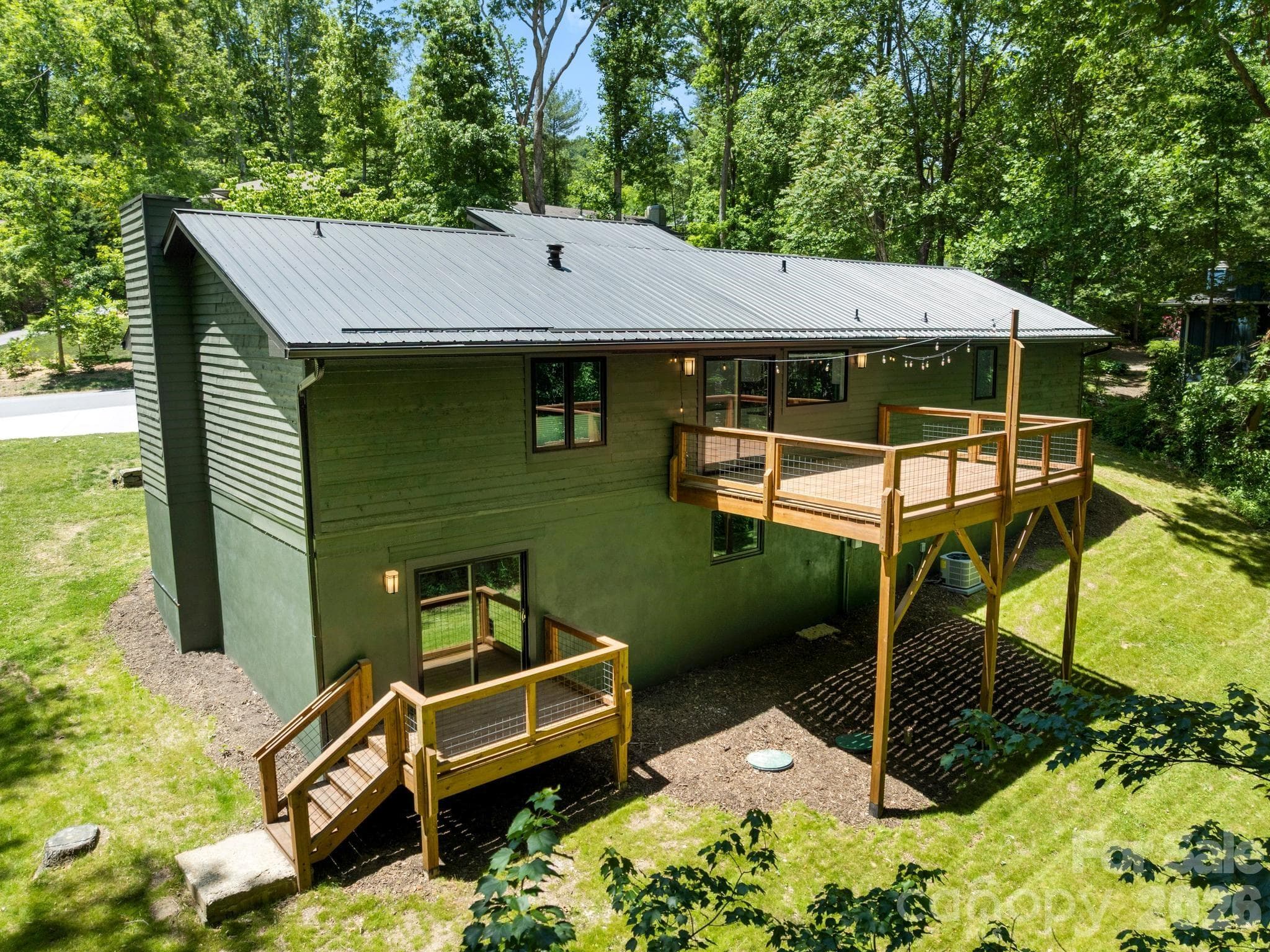 Two new decks (285SF). Easy yard access off the lower deck. - 17 Muirfield Drive, Arden