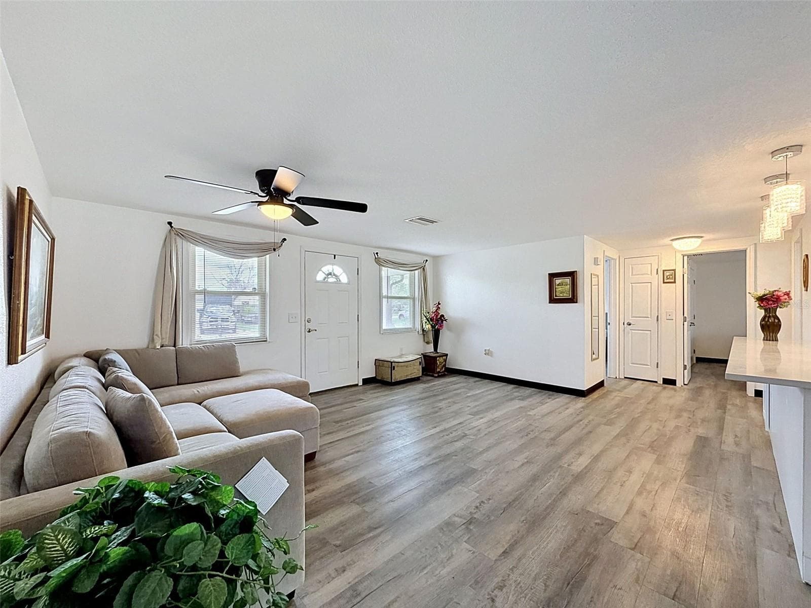 Spacious living area perfect for entertaining. - 12735 1ST ISLE, HUDSON