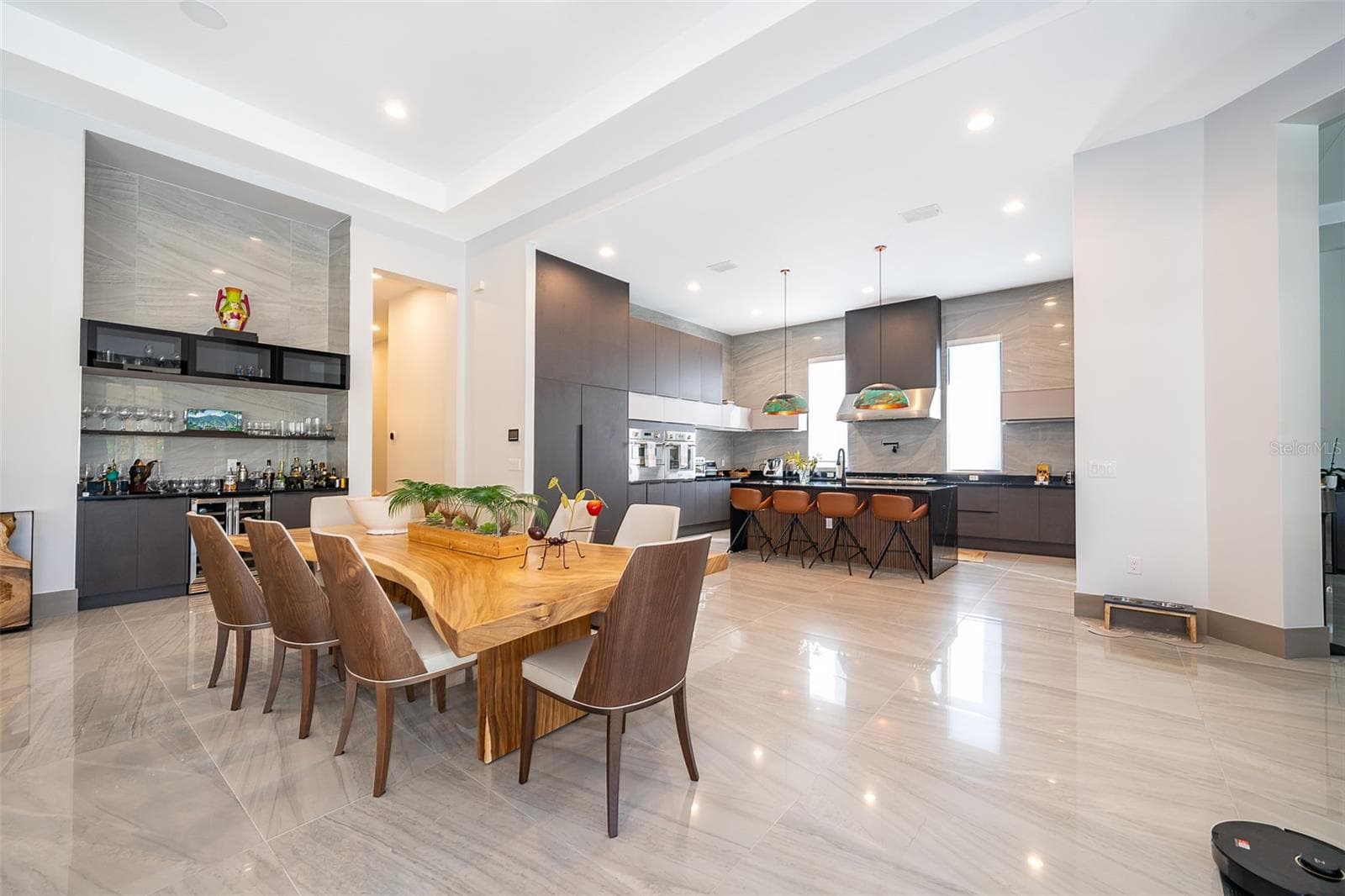 Single Family Residence at 15144 PENDIO DR, BELLA COLLINA, photo 10 of 60