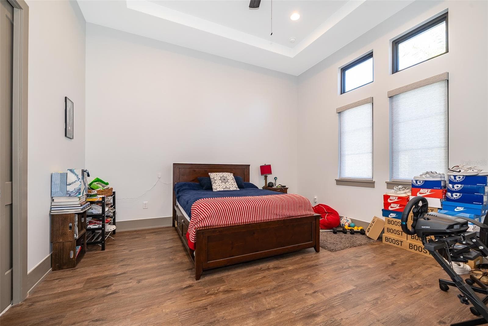 Single Family Residence at 15144 PENDIO DR, BELLA COLLINA, photo 27 of 60