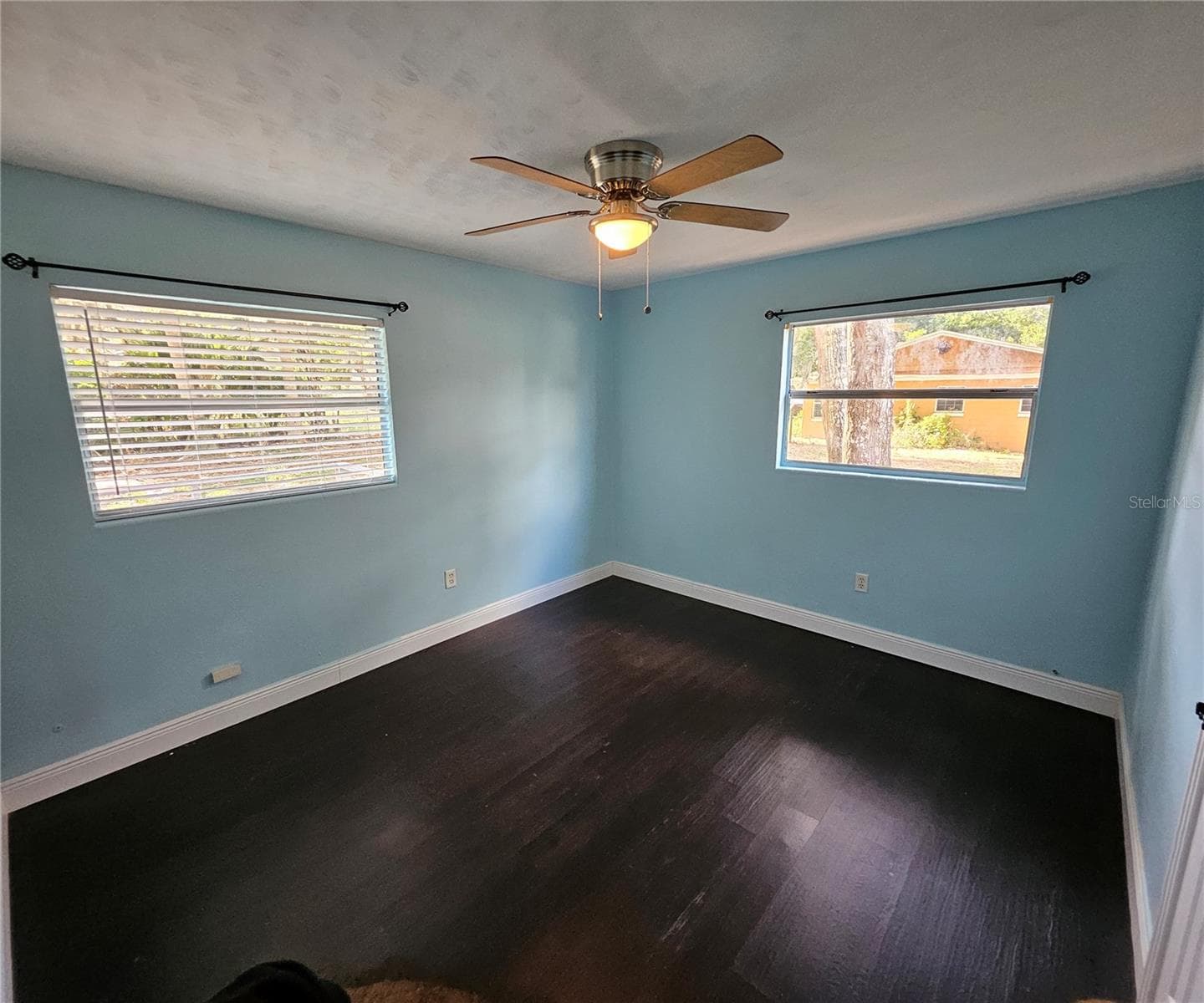 Single Family Residence at 7237 HILLCREST ST, LEESBURG, photo 22 of 25