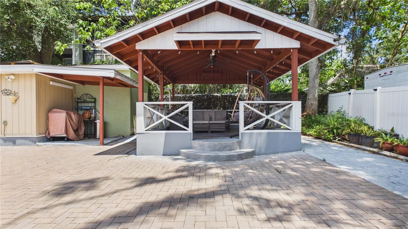Single Family Residence at 8721 N ORANGEVIEW AVE, TAMPA, photo 47 of 47