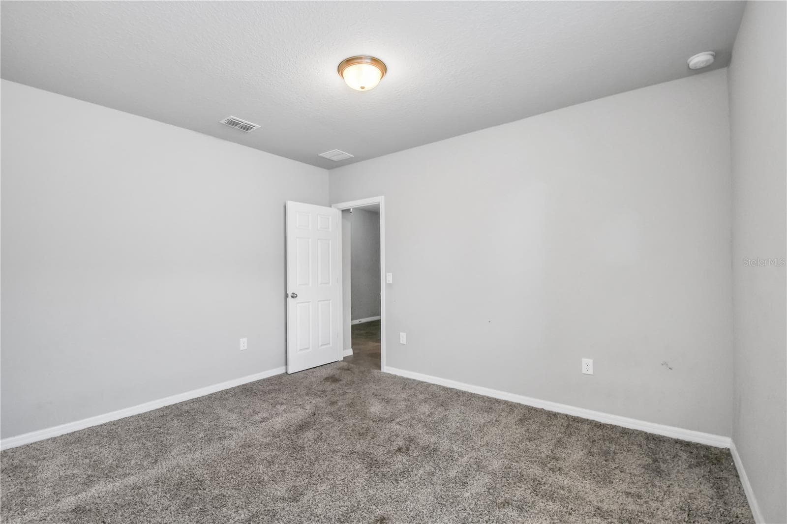 Single Family Residence at 17413 BACK BAY CT, CLERMONT, photo 13 of 18