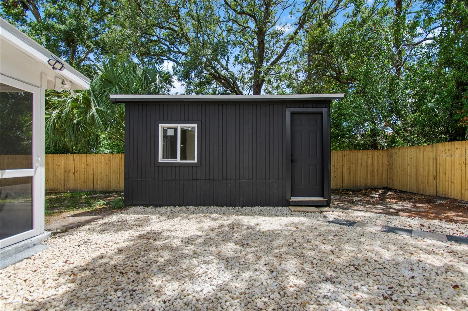 Shed - 7162 CAMBRIDGE ST, SPRING HILL