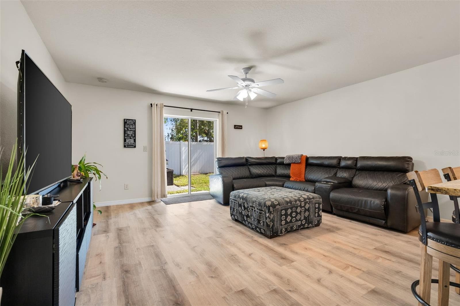 Single Family Residence at 30855 TEMPLE STAND AVE, WESLEY CHAPEL, photo 16 of 38
