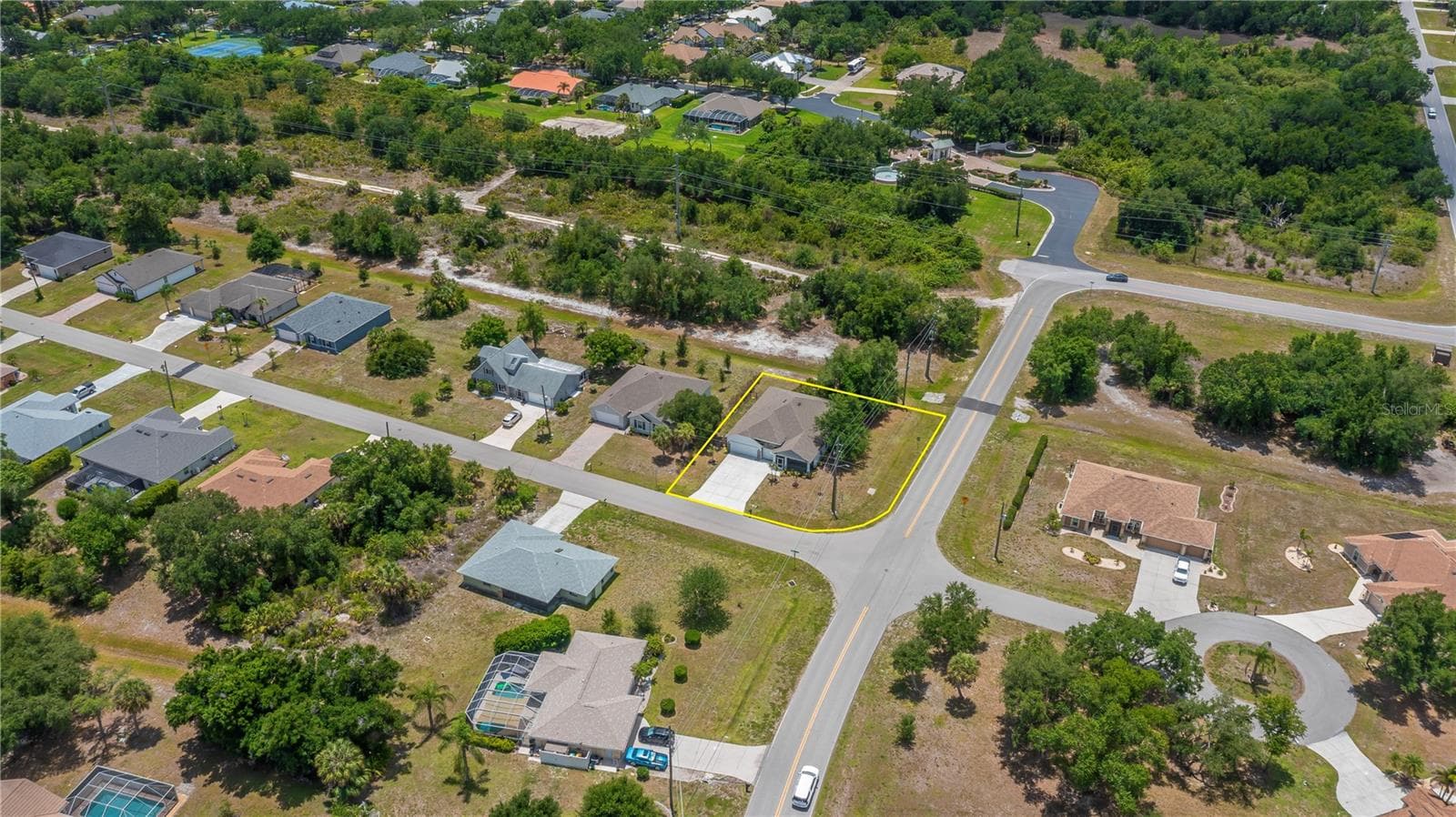Prime Corner Lot Location. - 640 ENCARNACION ST, PUNTA GORDA