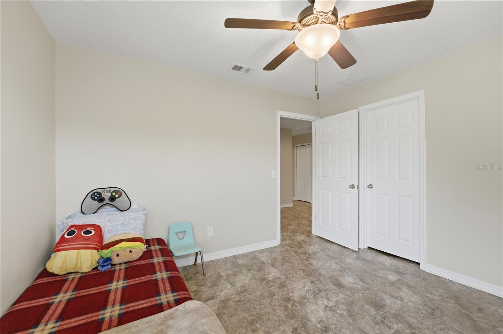 Single Family Residence at 5248 LANDMARK DR, ST CLOUD, photo 31 of 48