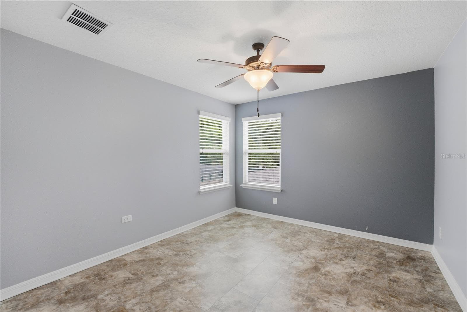 Single Family Residence at 5248 LANDMARK DR, ST CLOUD, photo 38 of 48