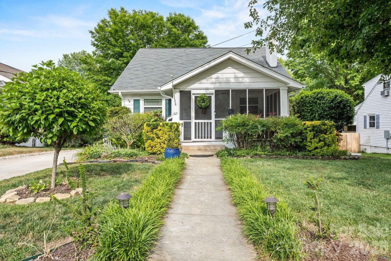 Single Family Residence at Winston Salem, photo 4 of 26
