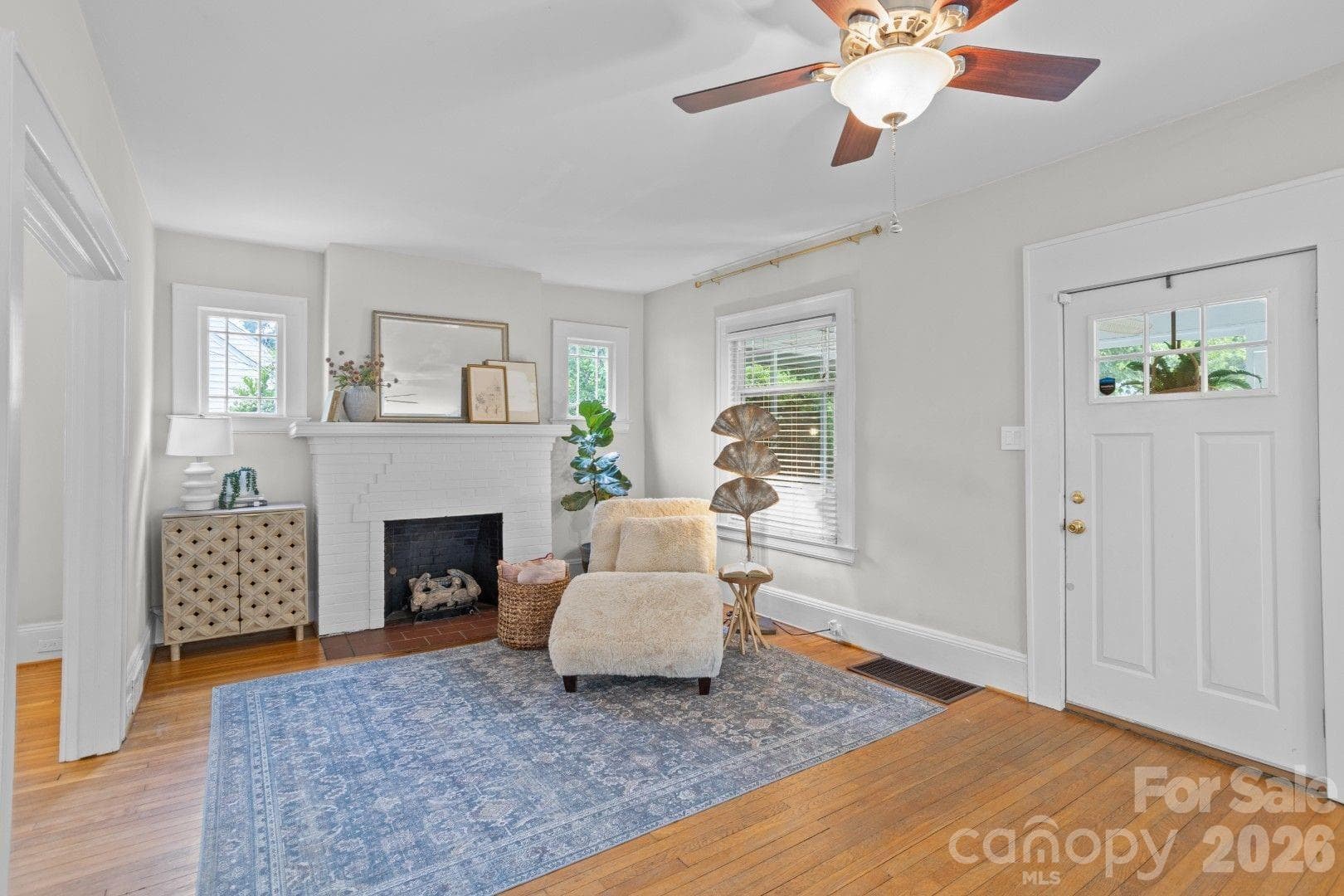 Single Family Residence at 821 Watson Avenue, Winston Salem, photo 10 of 26