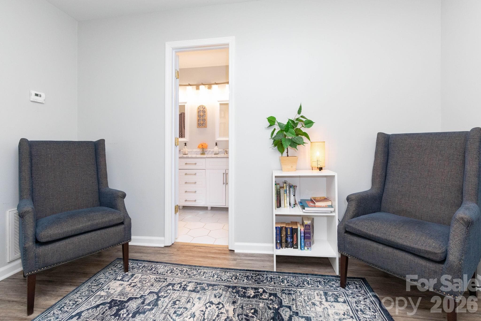 Upstairs Landing - 215 Butternut Lane, Leicester