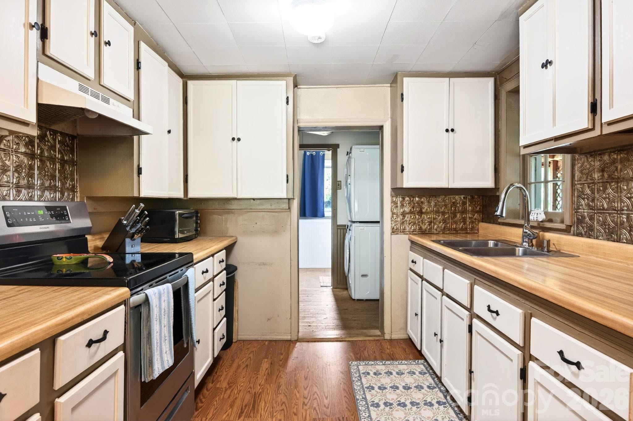 Galley Kitchen - Canton