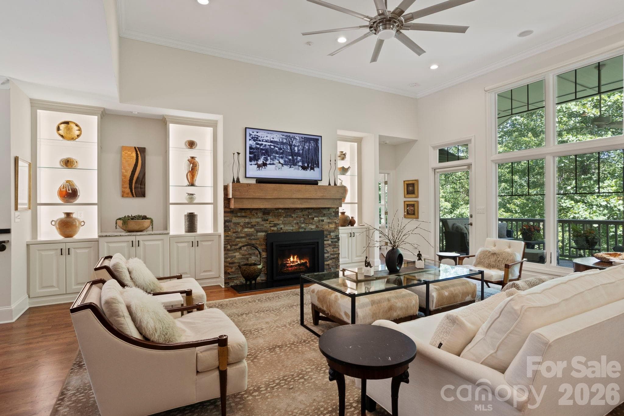 Single Family Residence at 20 Fernridge Court, Flat Rock, photo 8 of 50
