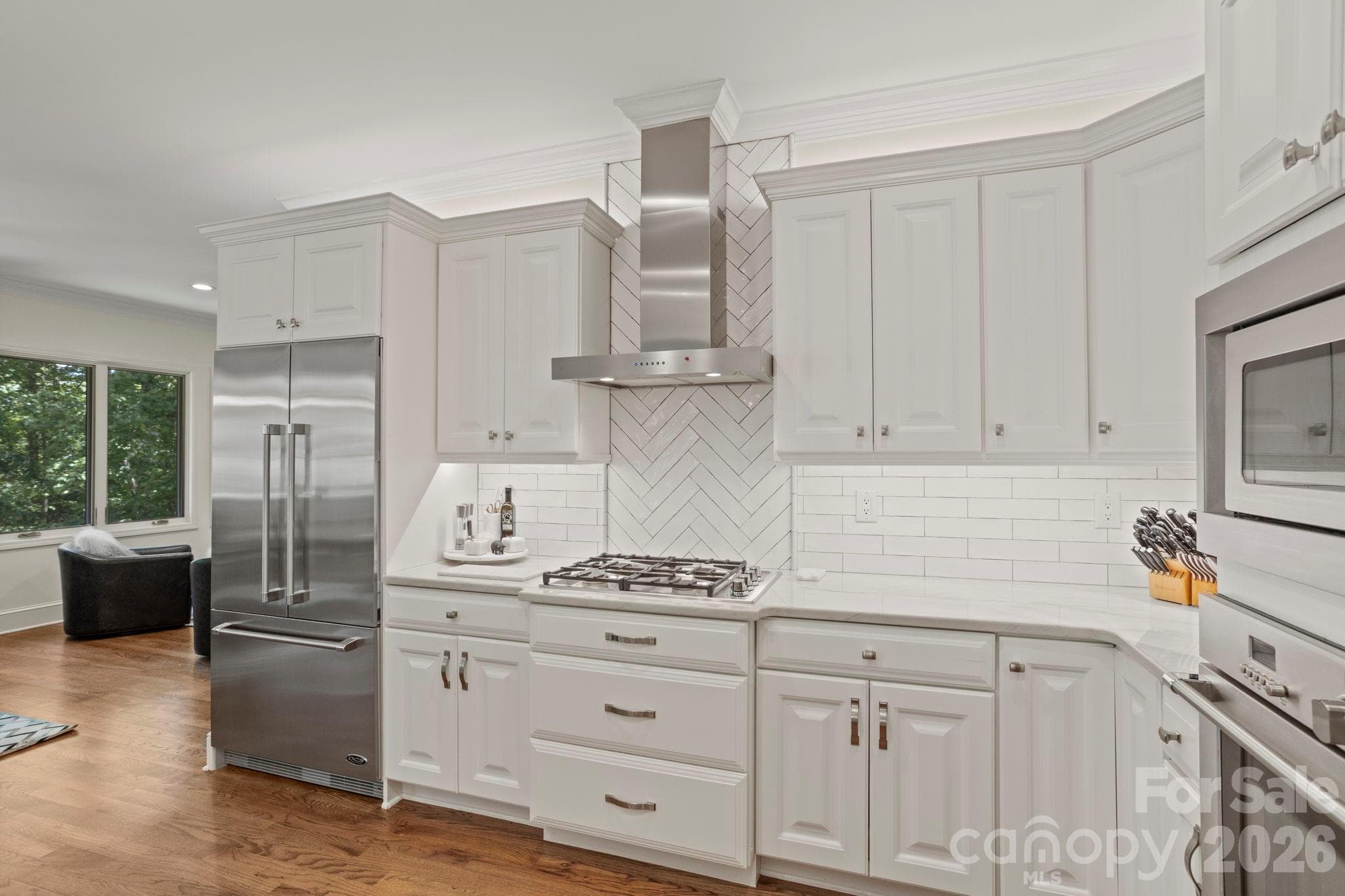 Single Family Residence at 20 Fernridge Court, Flat Rock, photo 15 of 50