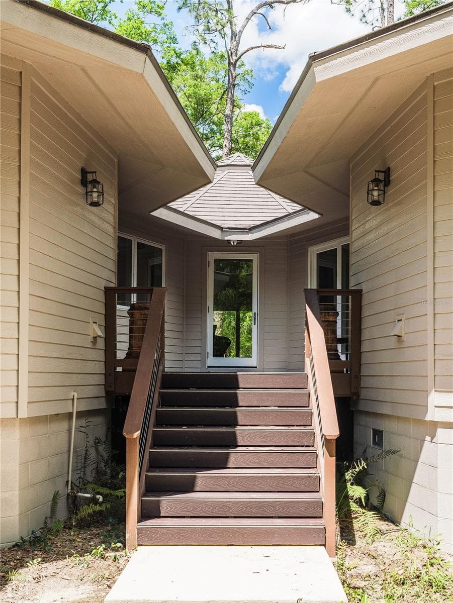 Single Family Residence at 13797 NE 199TH ST, WALDO, photo 44 of 66