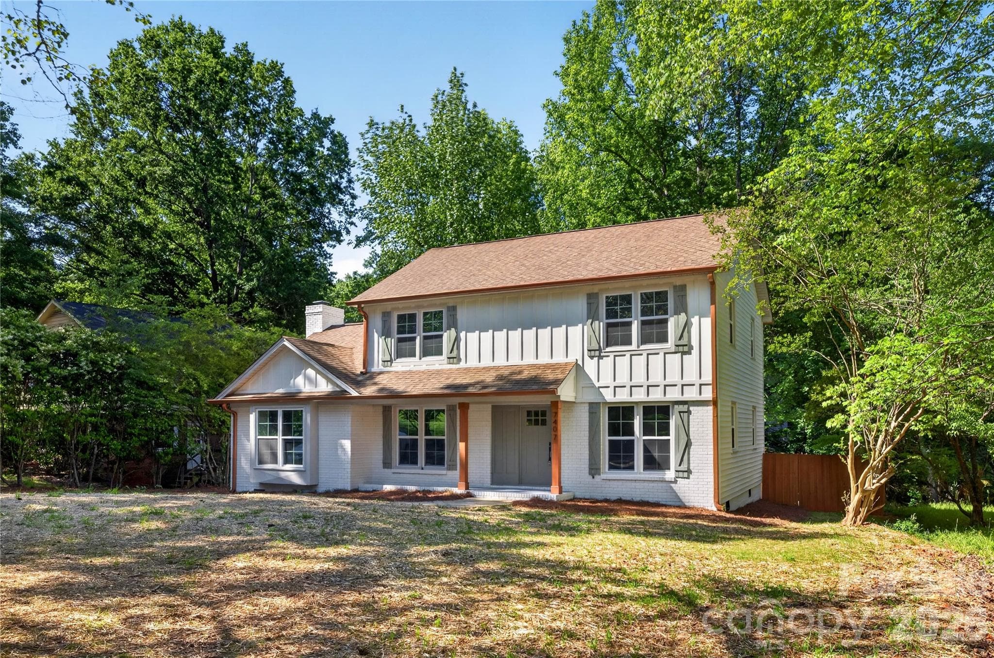 Single Family Residence at Charlotte, photo 2 of 37