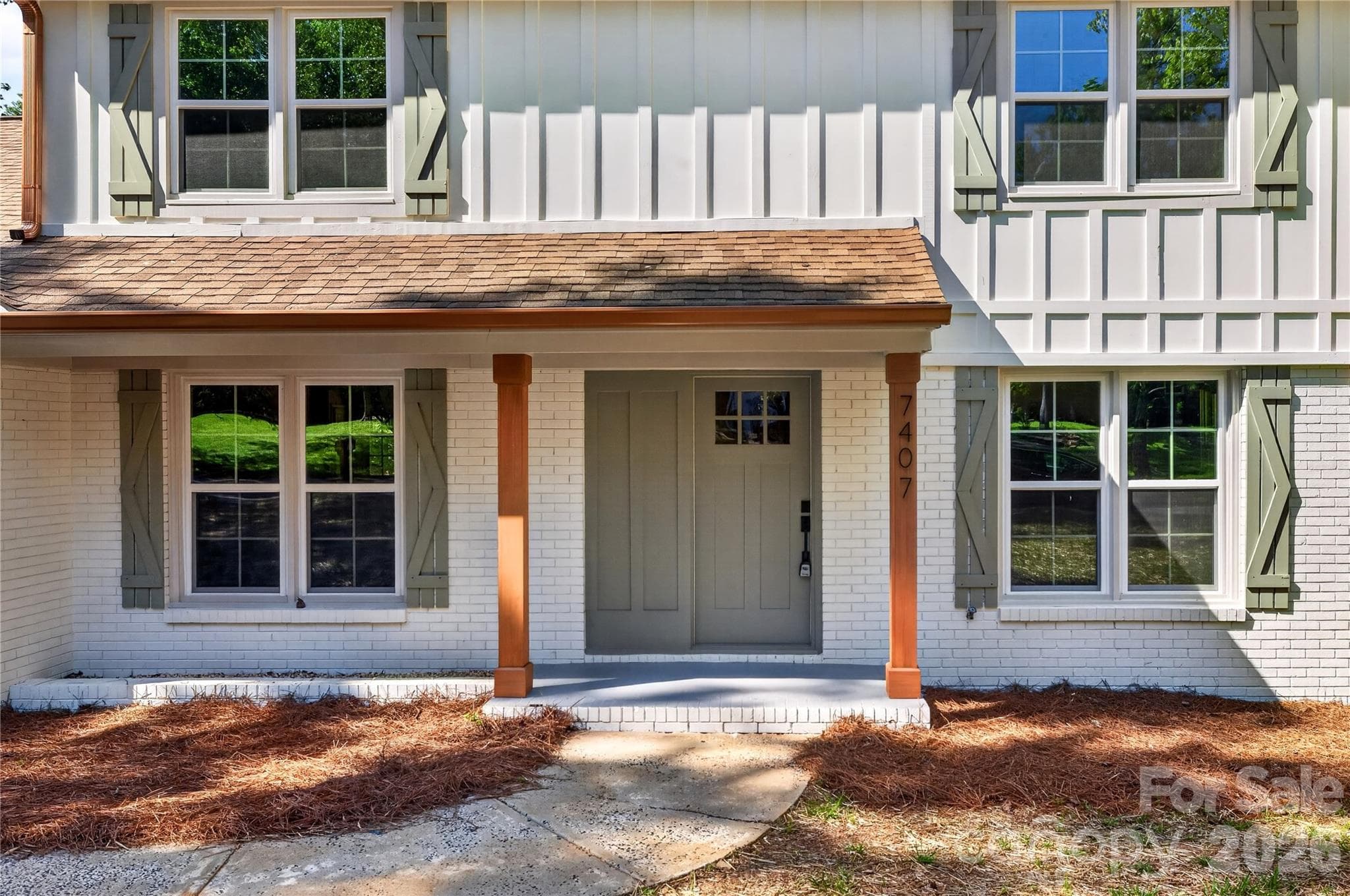 Single Family Residence at 7407 Limerick Drive, Charlotte, photo 5 of 37