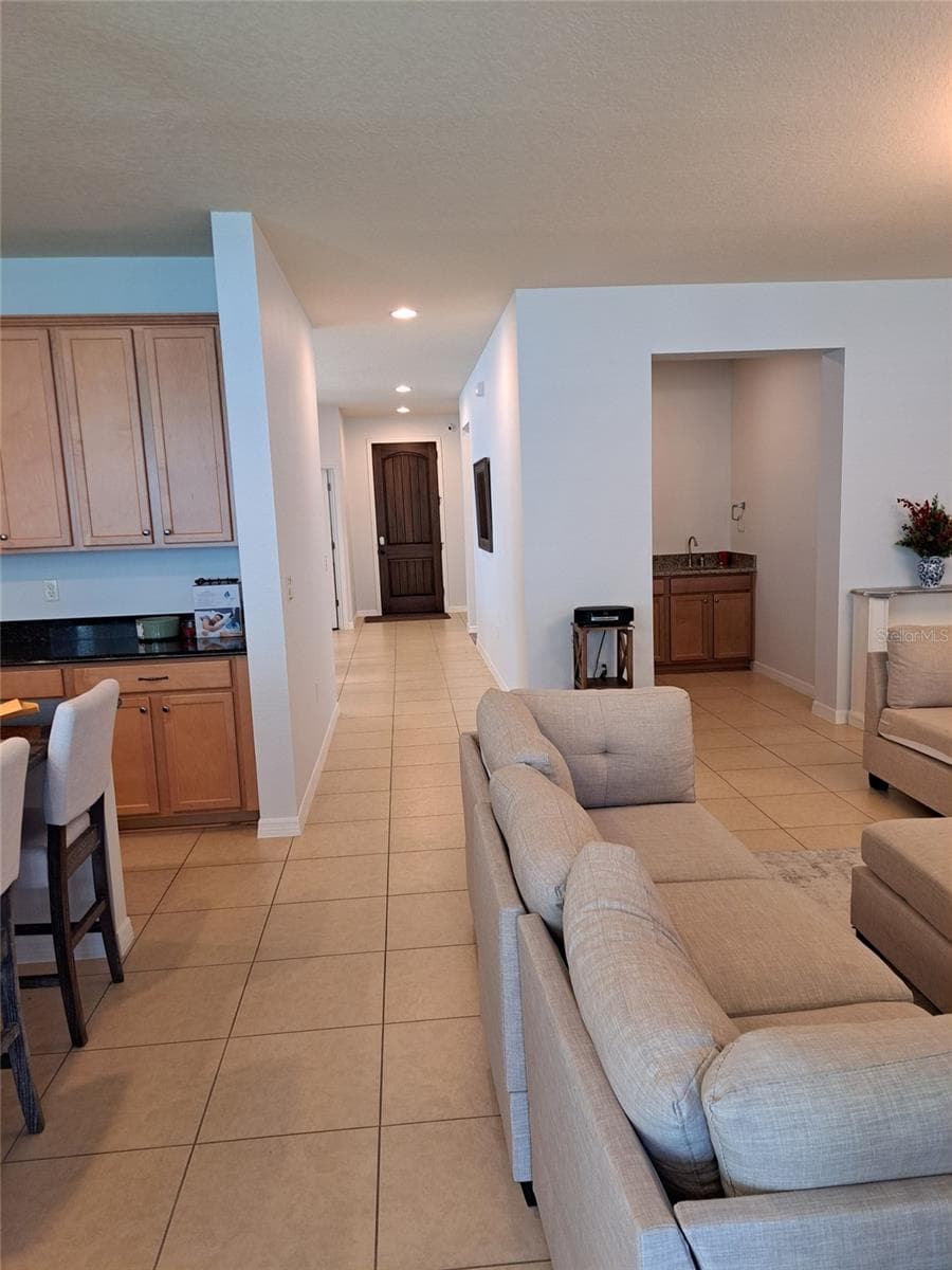 Single Family Residence at 8420 MOREHOUSE DR, ORLANDO, photo 4 of 19