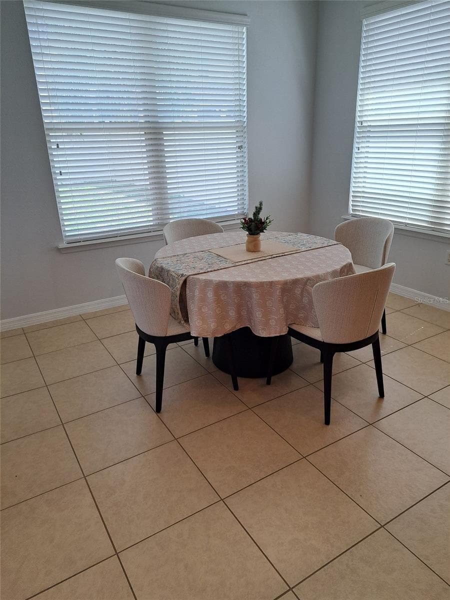 Single Family Residence at 8420 MOREHOUSE DR, ORLANDO, photo 11 of 19