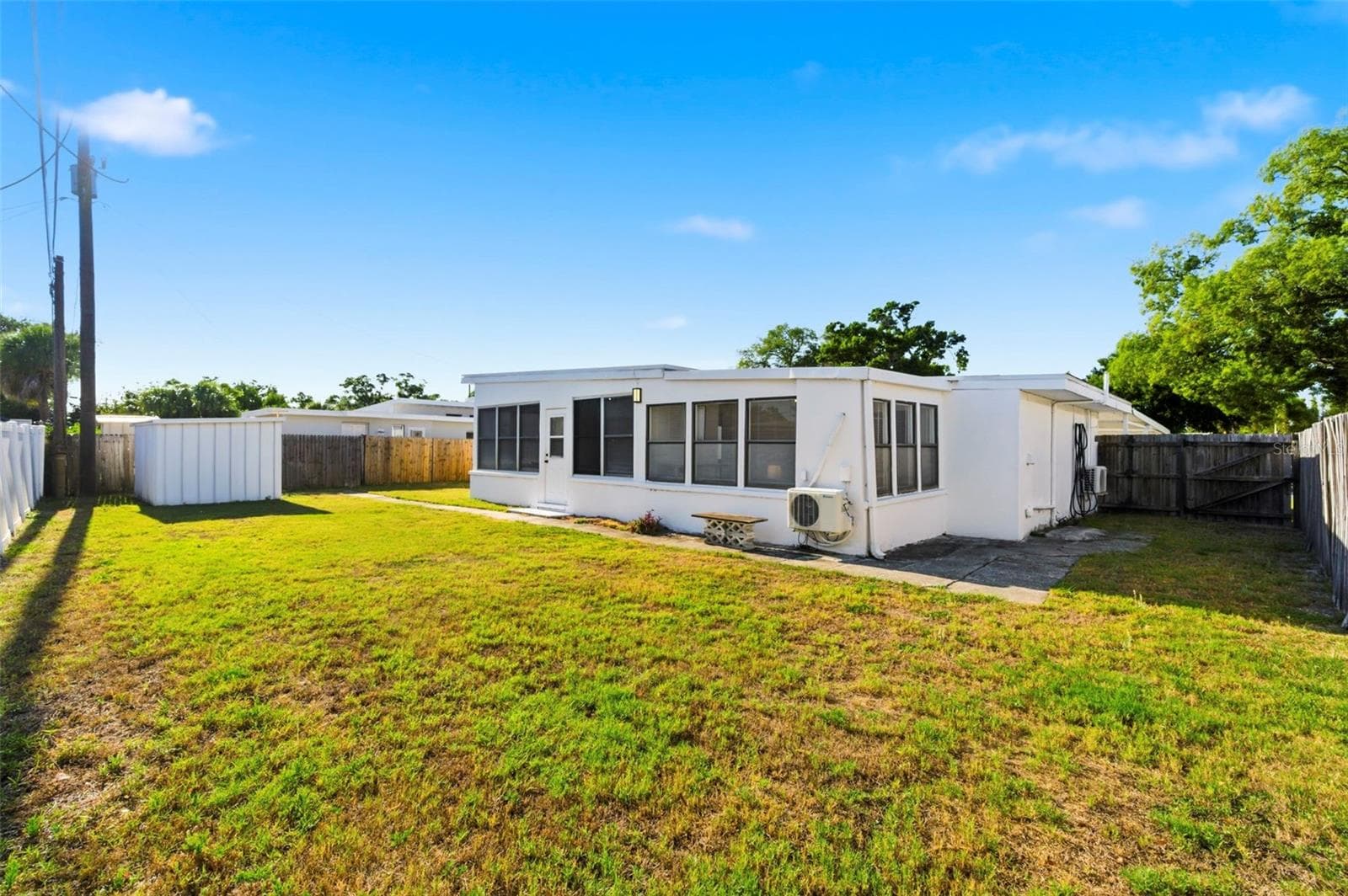 Single Family Residence at 6350 HAMPTON DRIVE N, ST PETERSBURG, photo 42 of 63