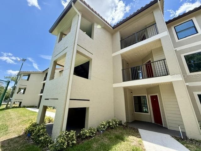 BLOSSOM PARK VILLAS CONDO