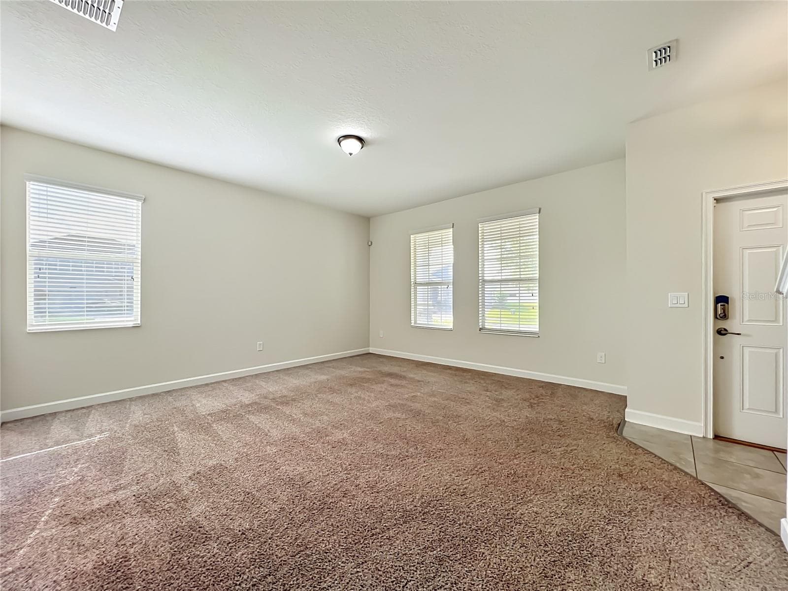 Single Family Residence at 11143 SYCAMORE WOODS DR, ORLANDO, photo 13 of 65