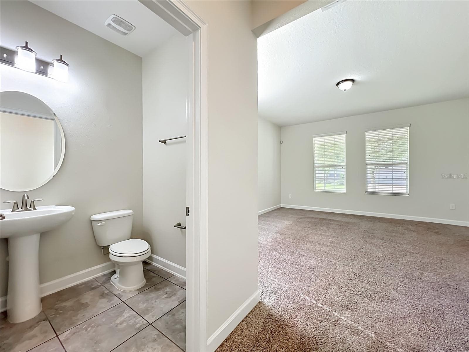 Single Family Residence at 11143 SYCAMORE WOODS DR, ORLANDO, photo 28 of 65