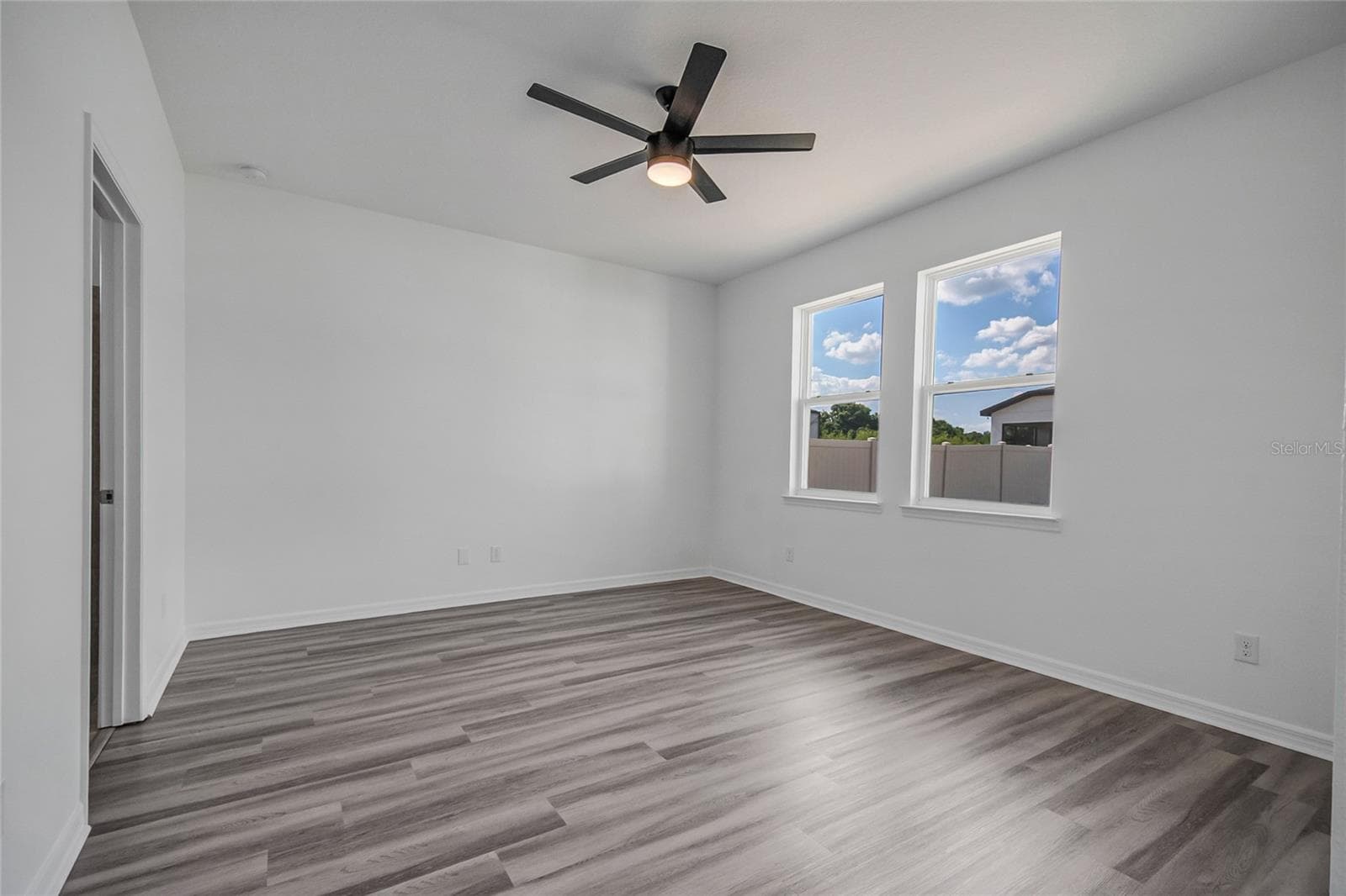 Single Family Residence at 5282 PAVIA DR, ST CLOUD, photo 22 of 52