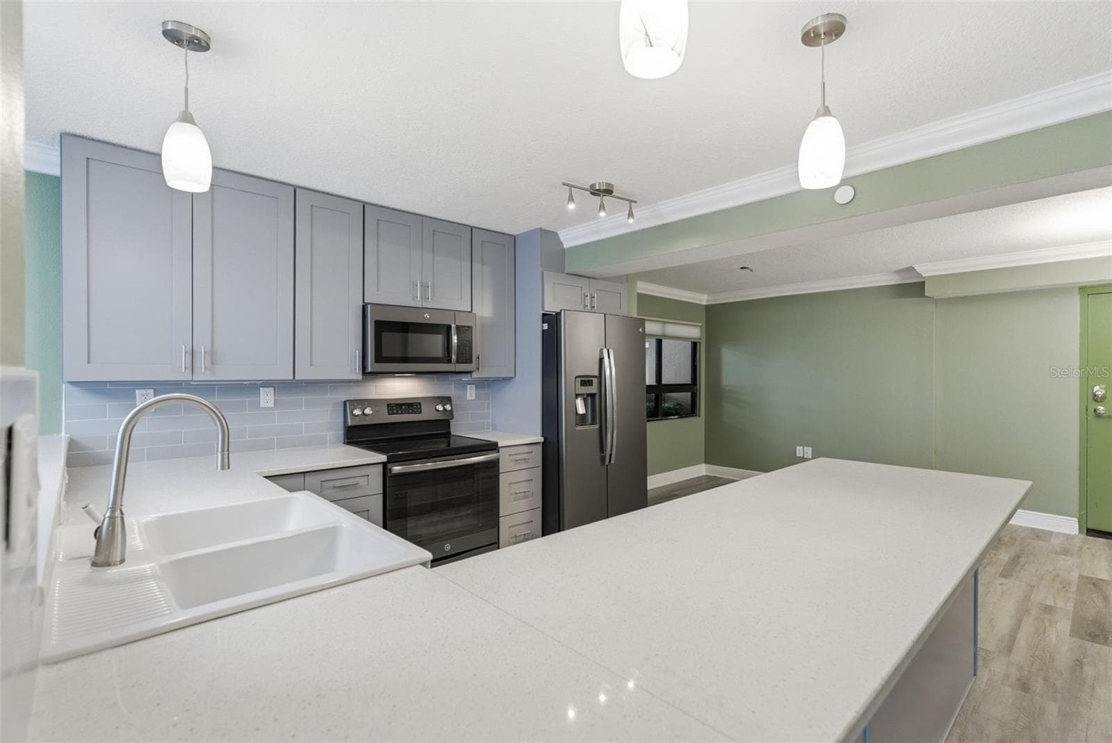 Condominium at 2413 BAYSHORE BLVD #1004, TAMPA, photo 16 of 50