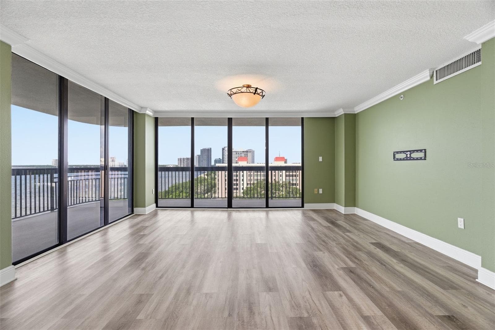 Condominium at 2413 BAYSHORE BLVD #1004, TAMPA, photo 21 of 50