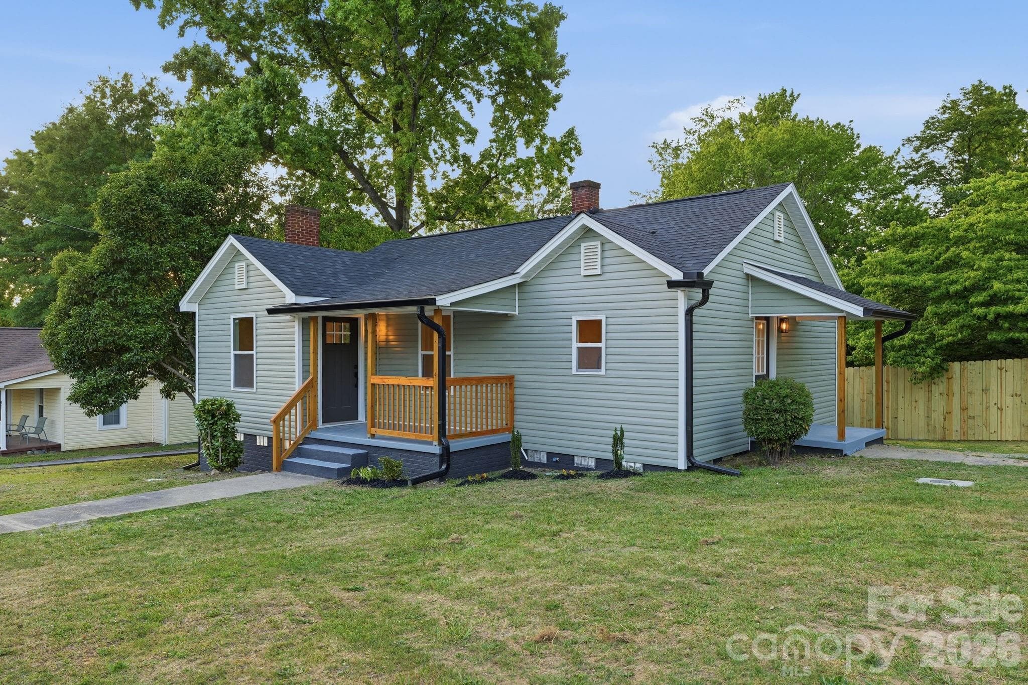 Single Family Residence at Kannapolis, photo 2 of 12