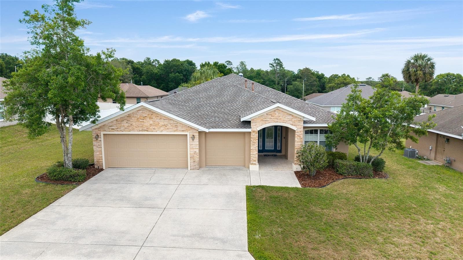 Welcome Home - 915 SE 69TH AVE, OCALA