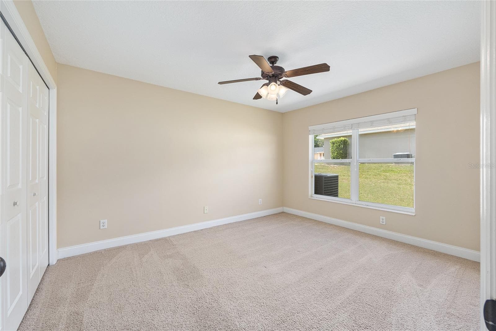 1 of 3 guest rooms - 915 SE 69TH AVE, OCALA