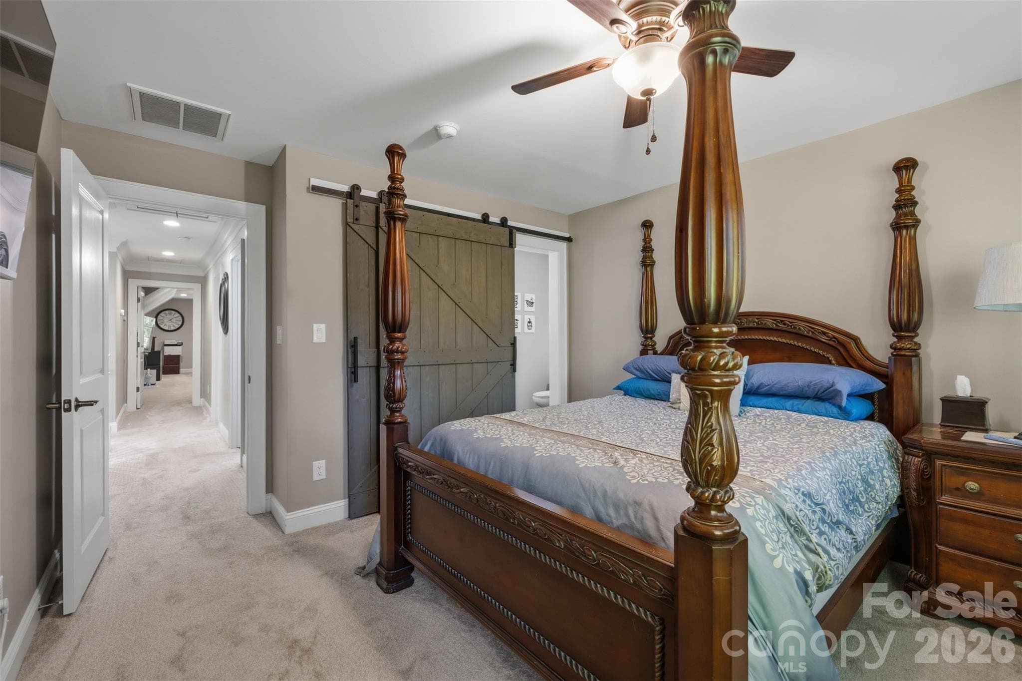 upstairs 3 with ensuite - 7653 Juniper Lane, Denver
