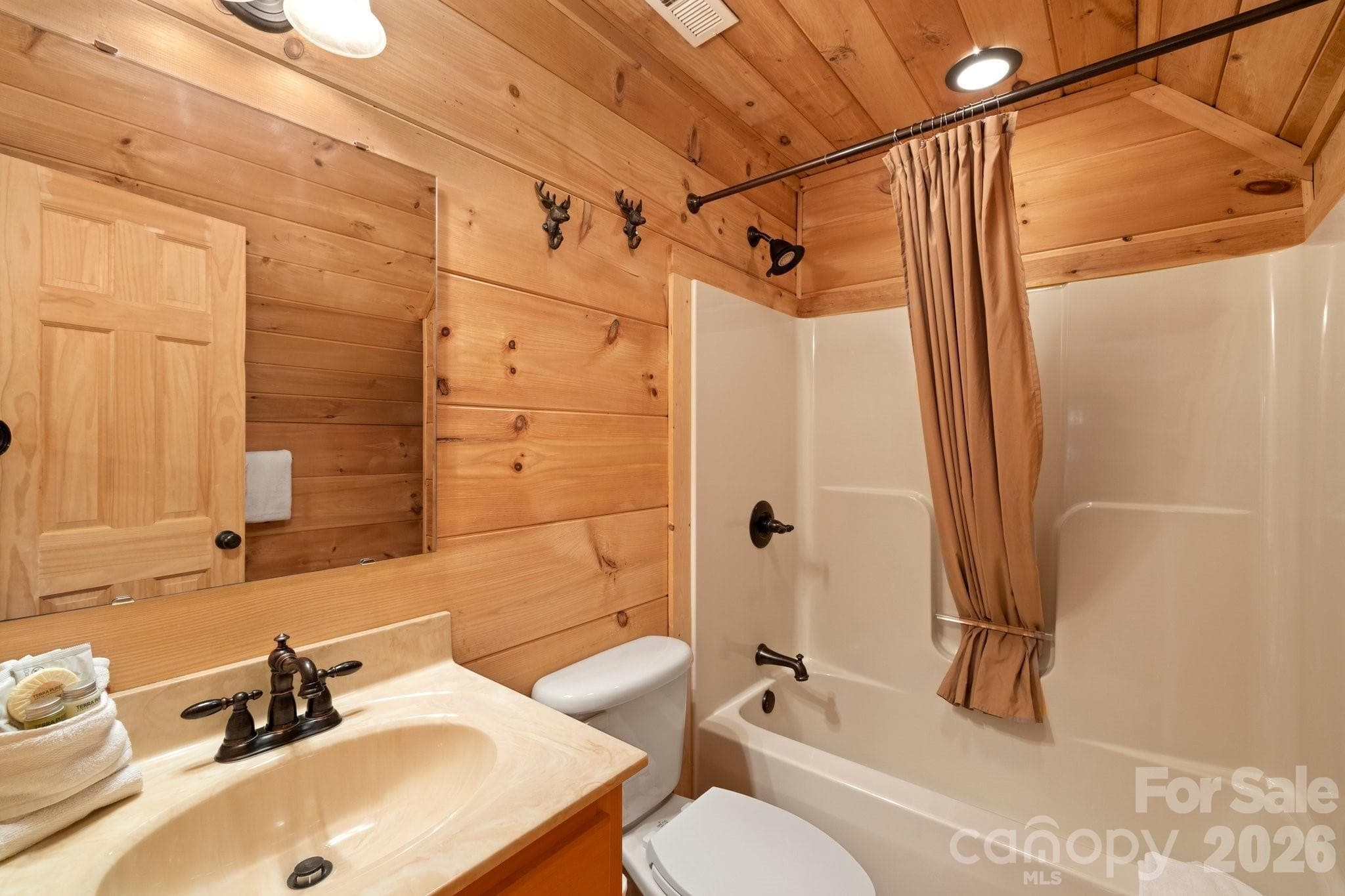Single Family Residence at Mill Spring, photo 20 of 46
