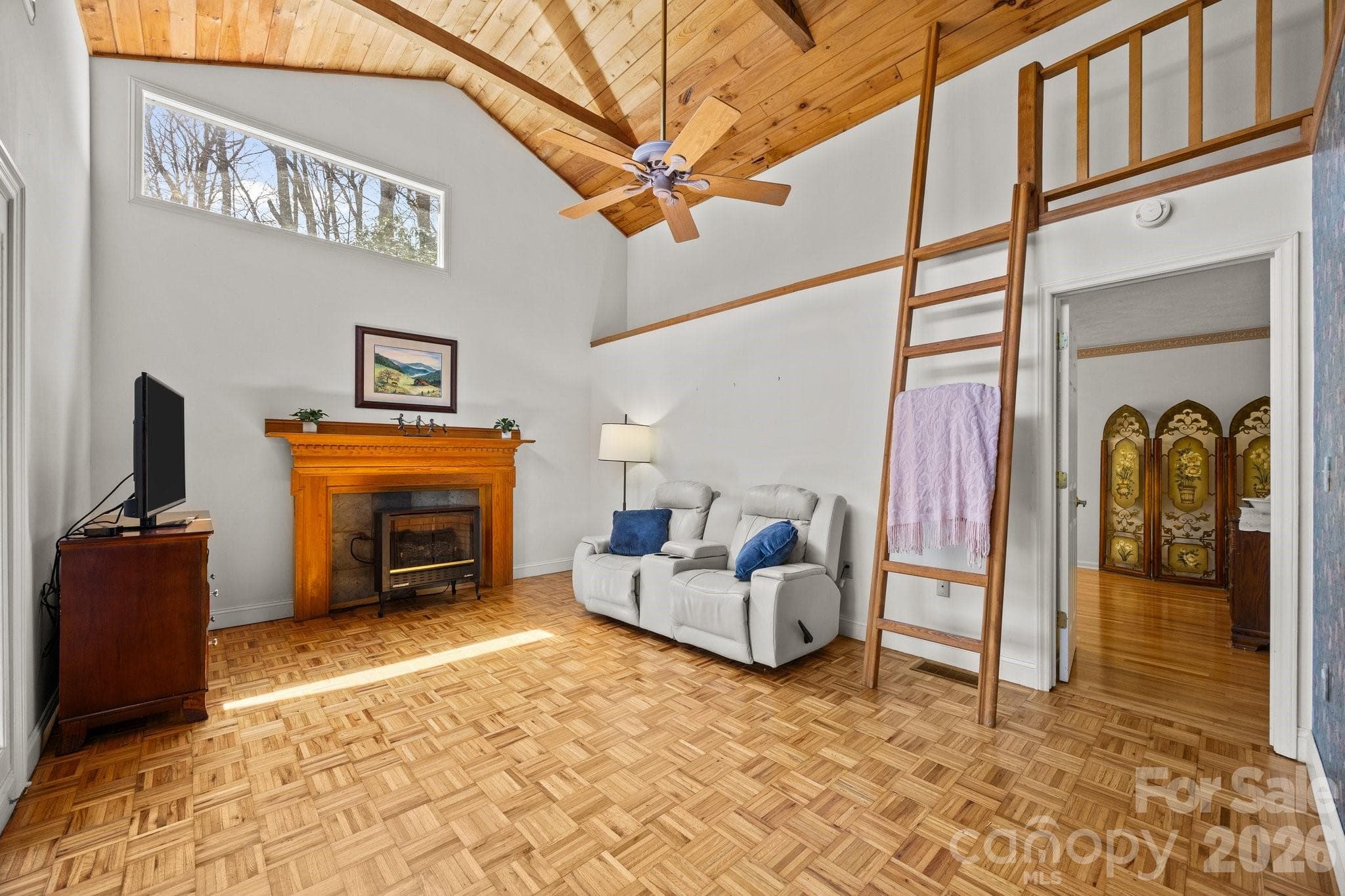 Single Family Residence at 63 Chestnut Forest Road, Fairview, photo 14 of 47
