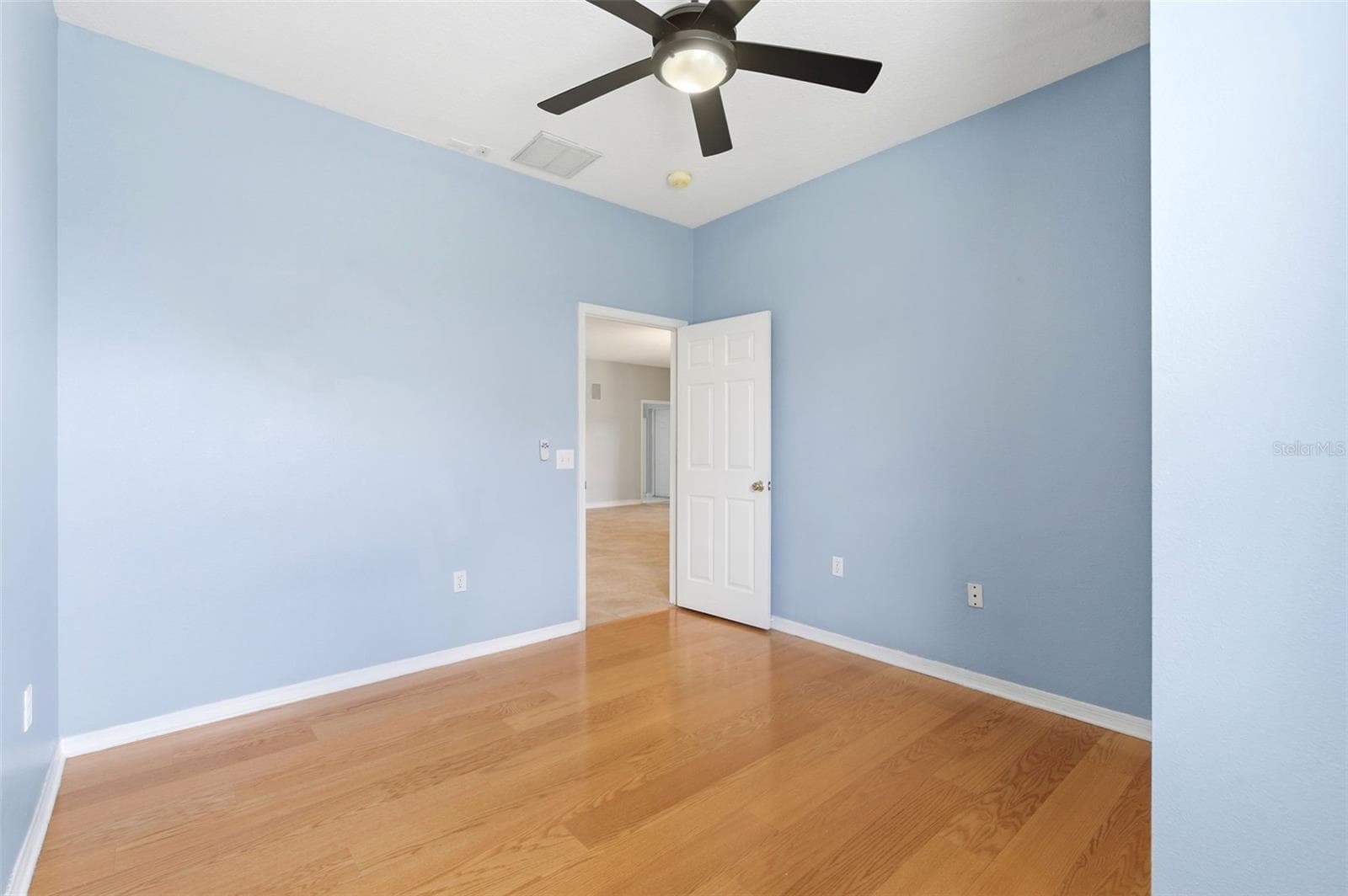 Single Family Residence at 1623 CROSSVINE CT, TRINITY, photo 35 of 58