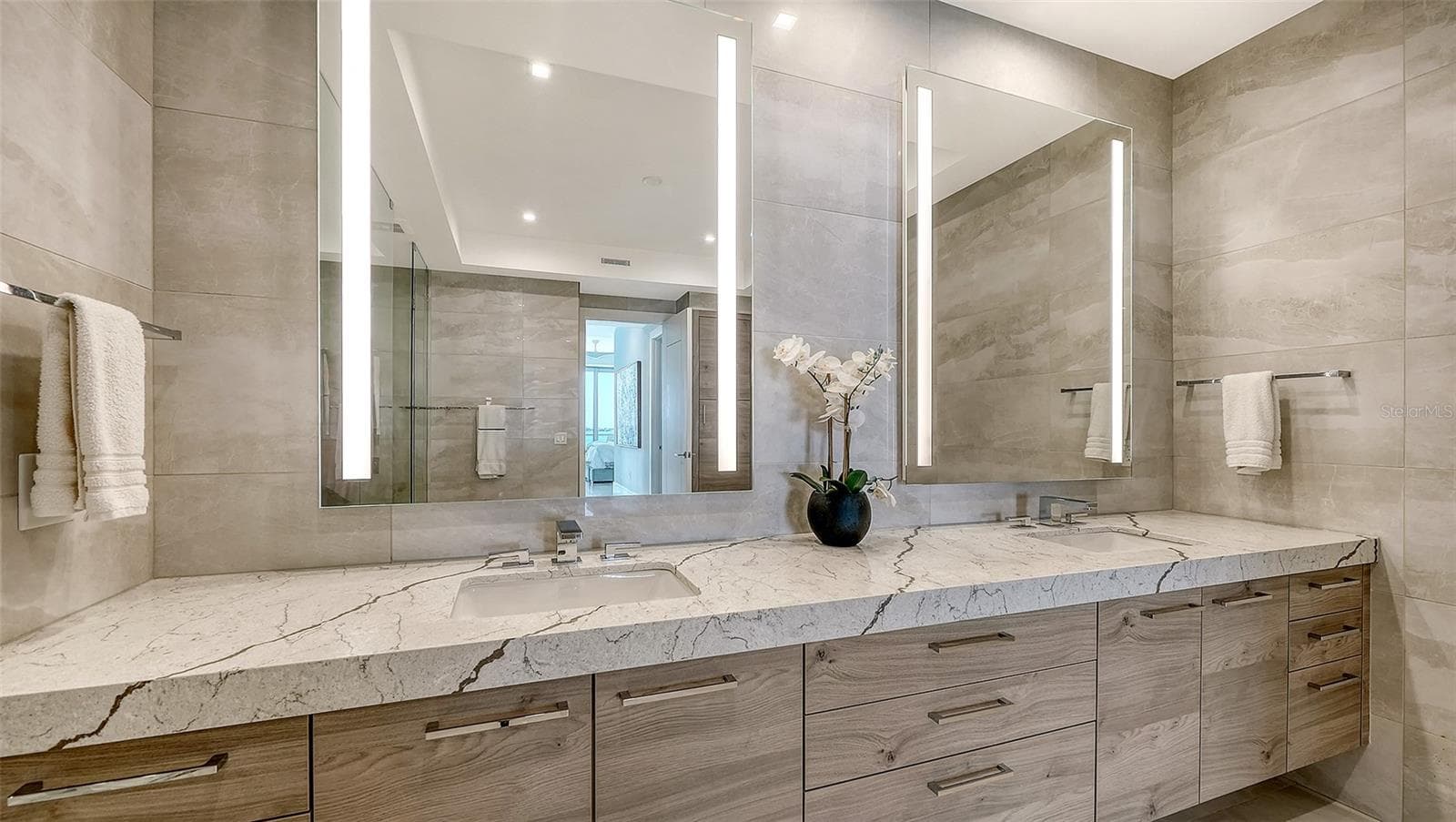 Condominium at 401 QUAY COMMONS #505, SARASOTA, photo 34 of 51