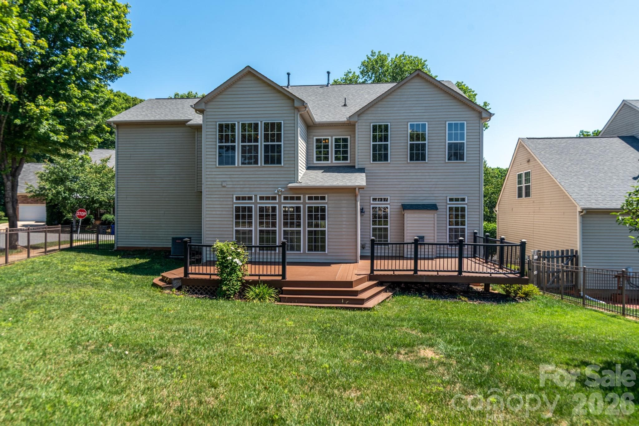 Single Family Residence at 15417 Troubadour Lane, Huntersville, photo 35 of 41