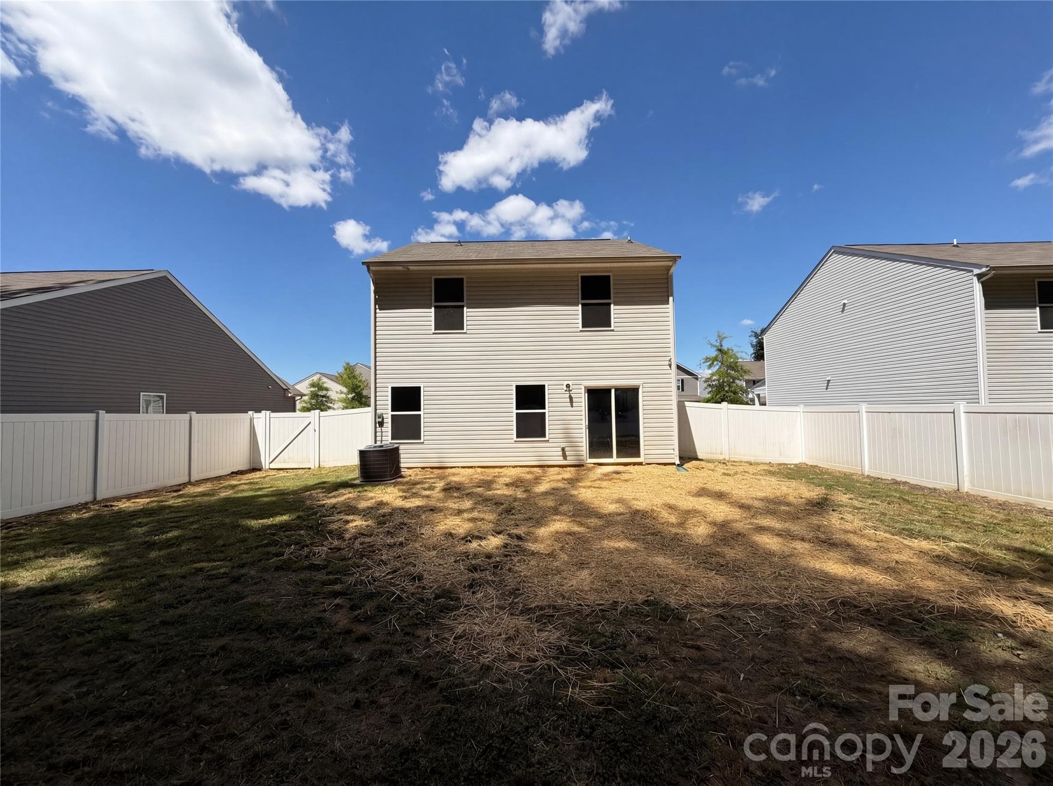 Single Family Residence at 330 Waterstone Drive, Salisbury, photo 16 of 20