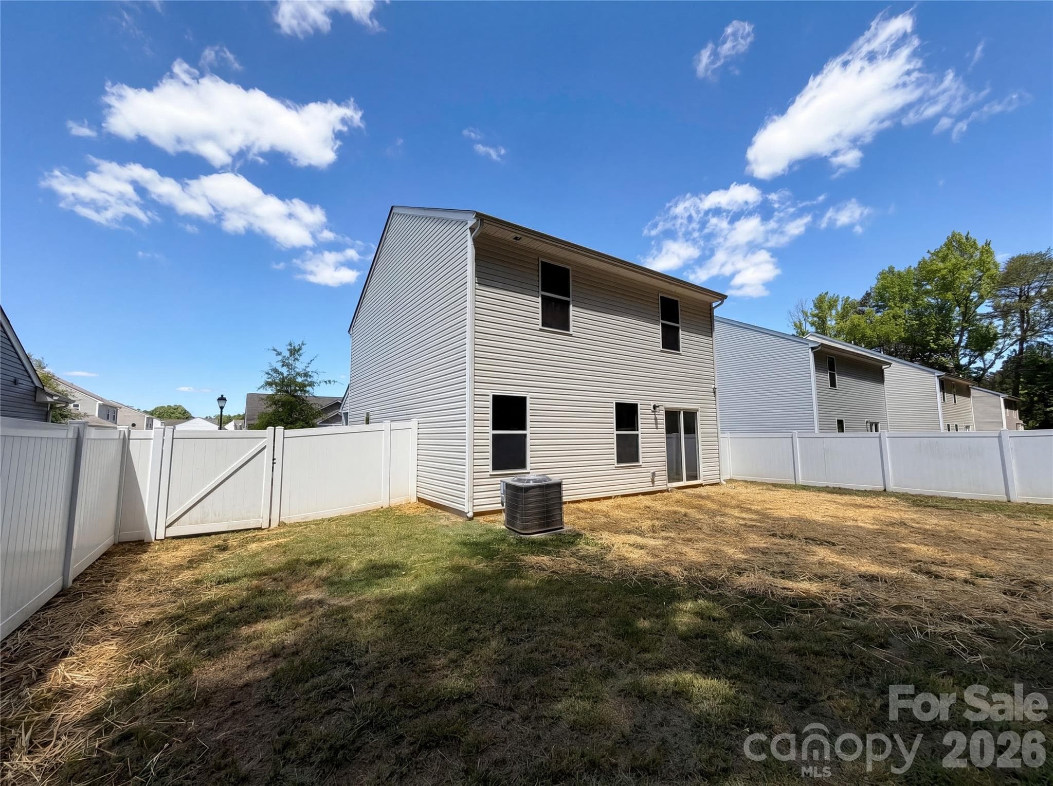 Single Family Residence at 330 Waterstone Drive, Salisbury, photo 18 of 20