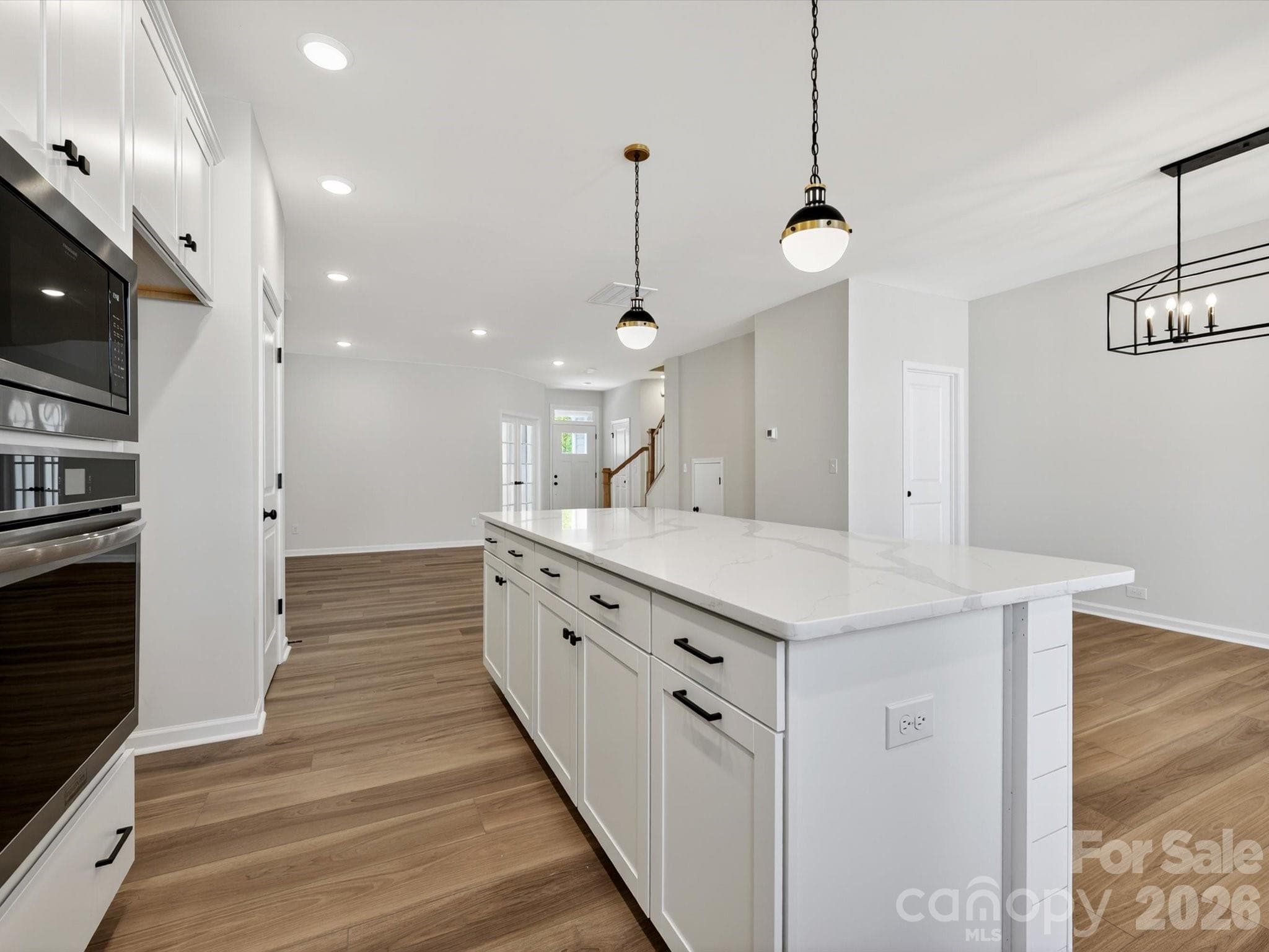 Large Island - Huntersville