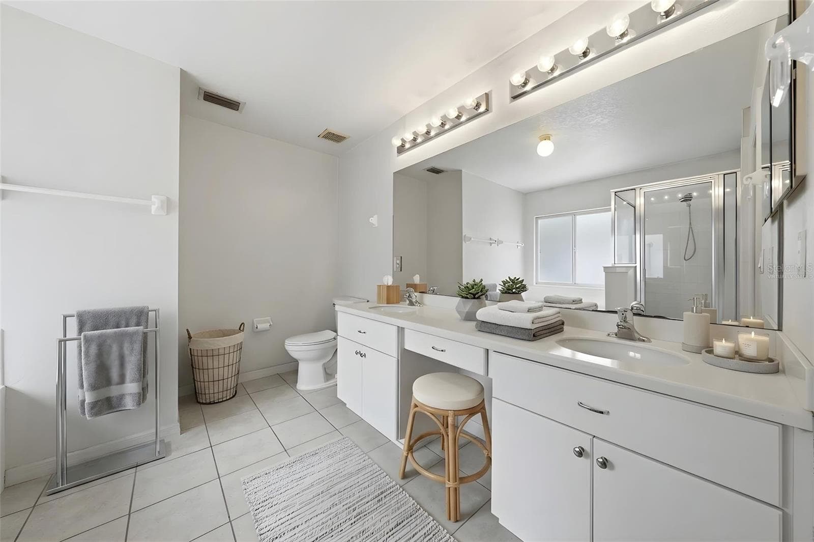 Primary Bathroom *Virtually Staged - 4962 RAINBOW TROUT RD, TAVARES