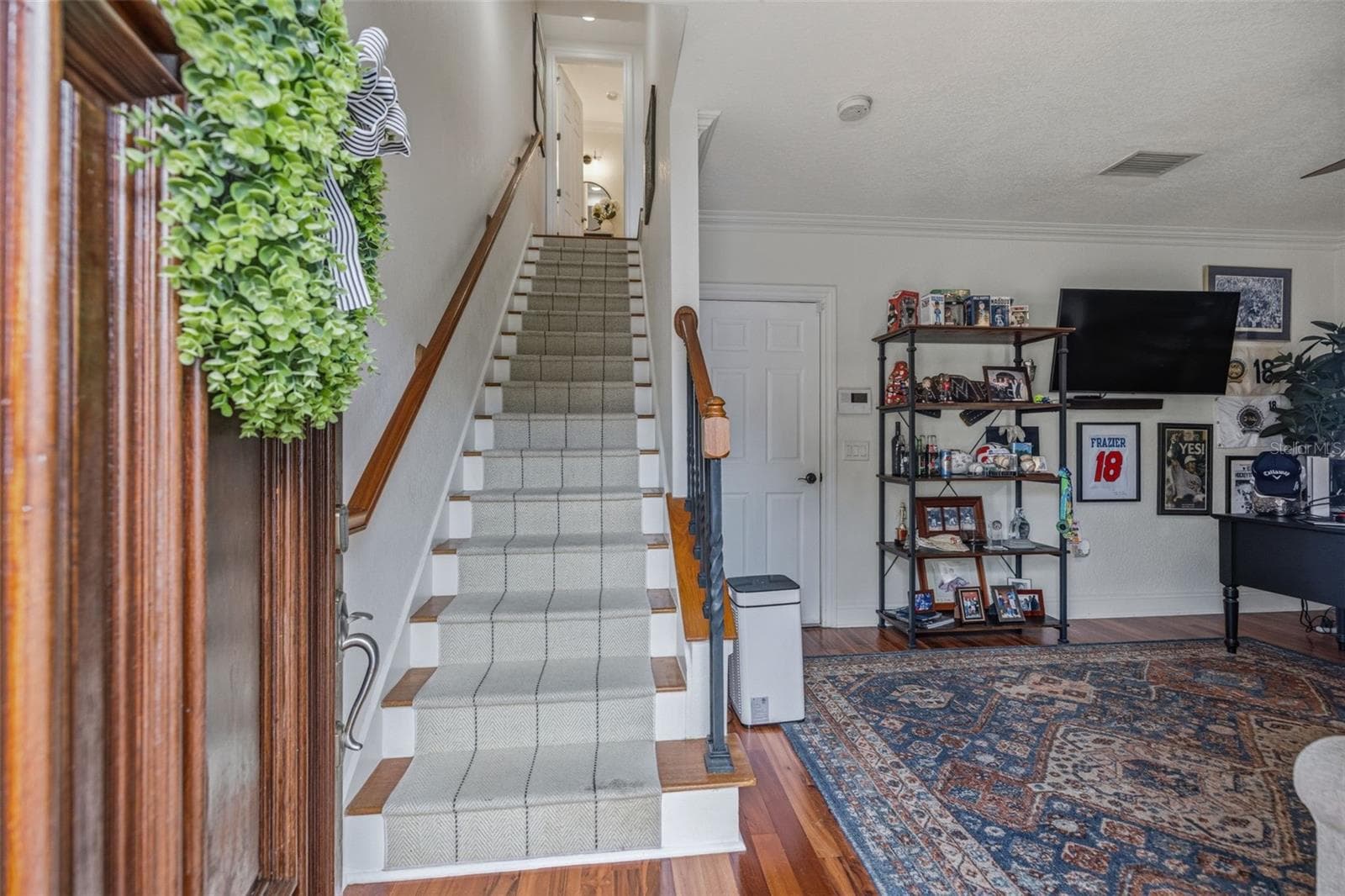Townhouse at 2234 SOHO BAY CT, TAMPA, photo 3 of 40